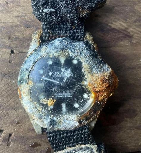 rolex ritrovato in mare|lost rolex underwater.